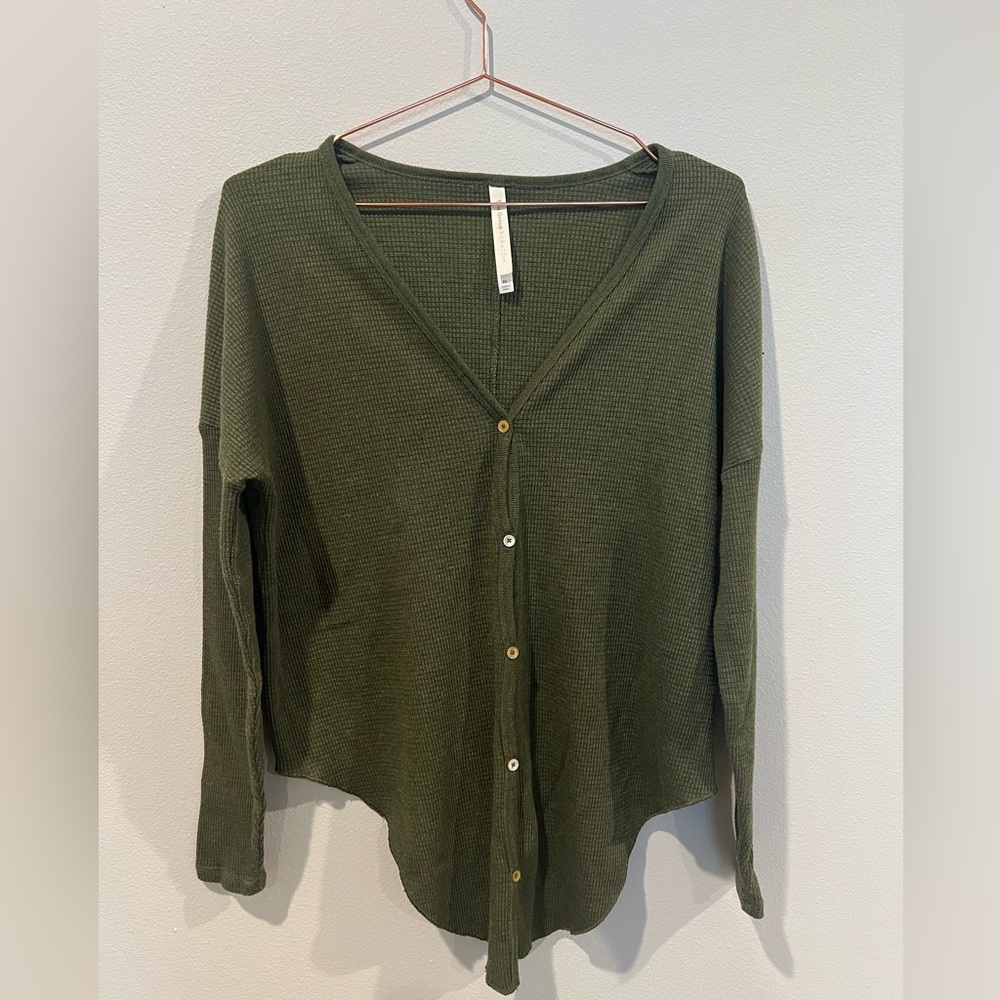 Aritzia Olive Green Button-Up Waffle Knit Top